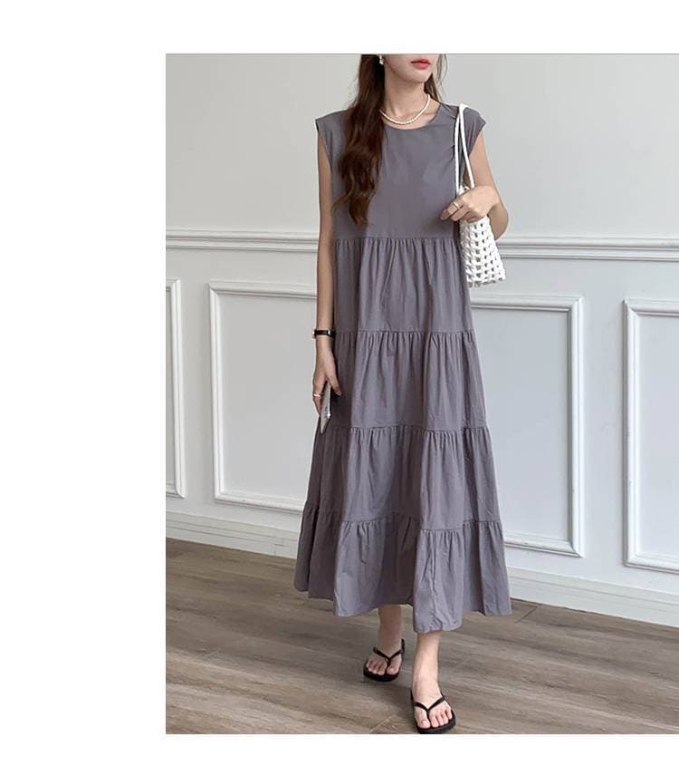 イエベ春服　ティアードフリルノースリーブマキシ丈ワンピース