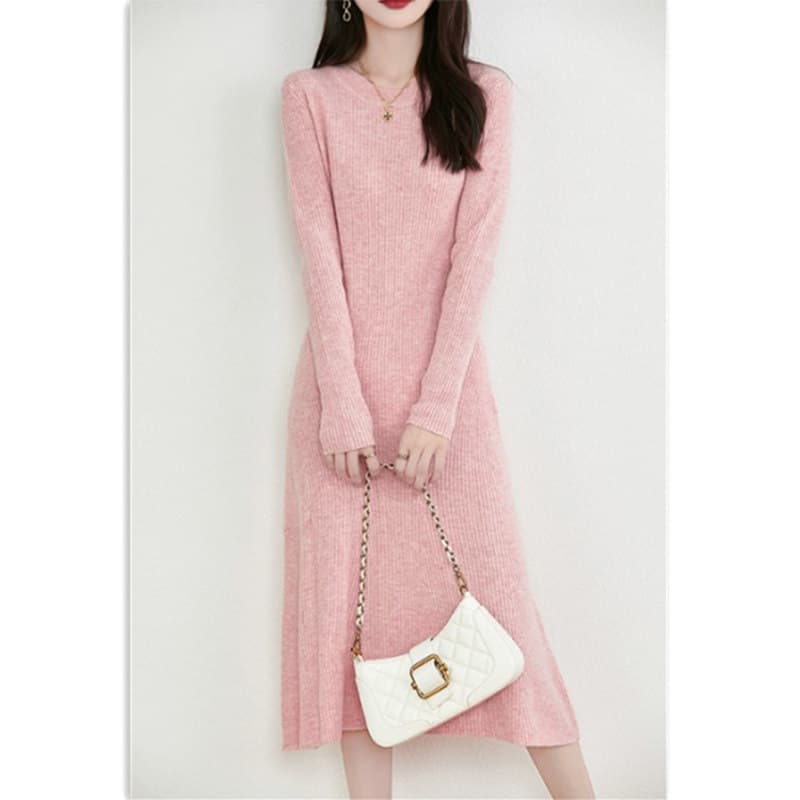 イエベ春/イエベ秋服　リブ編み長袖ニットワンピース膝丈裾フレア