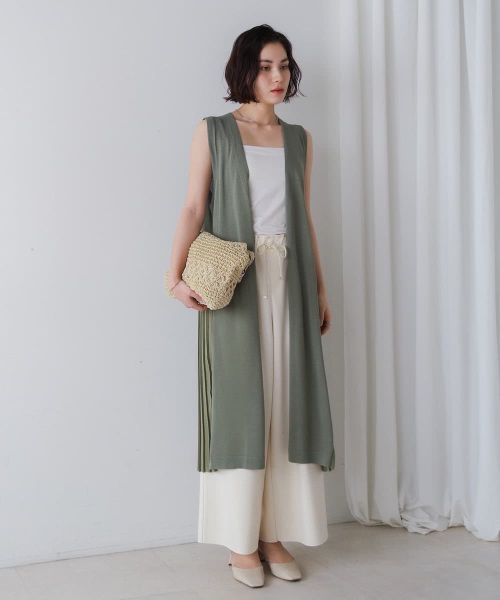イエベ春/イエベ秋服　プリーツ切替ロングベスト