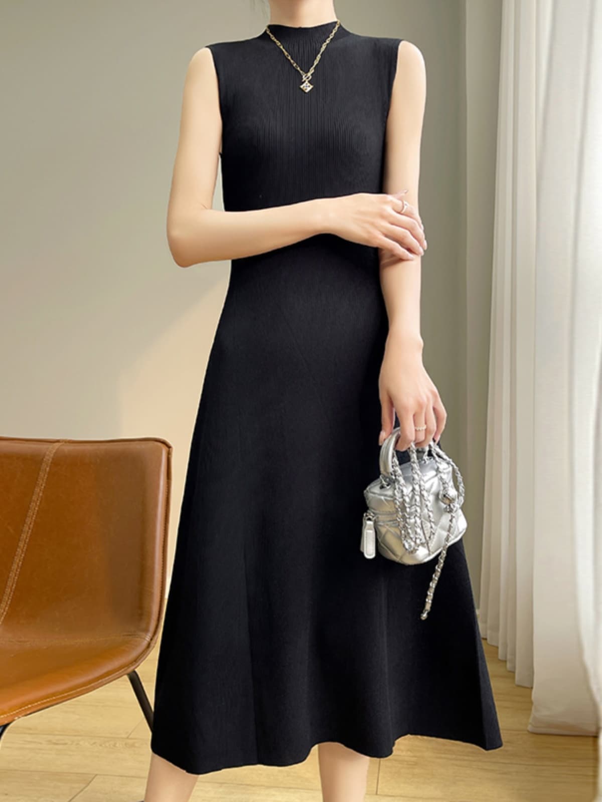 イエベ秋服　すっきり着こなせる リブニットワンピース