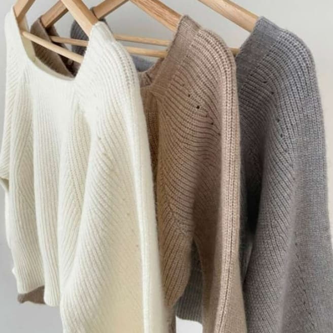 イエベ春/イエベ秋服　ゆったりボートネックニット