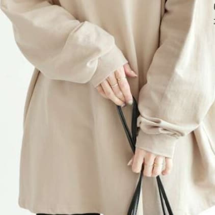 イエベ春/イエベ秋服　ゆったりシルエットの大人プルオーバー