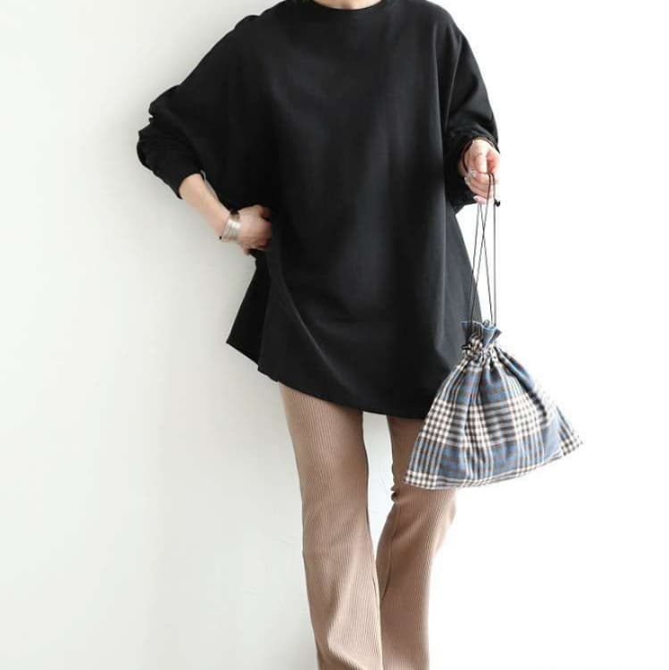 イエベ春/イエベ秋服　ゆったりシルエットの大人プルオーバー