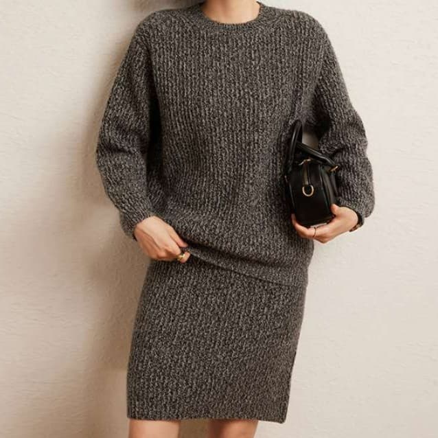 イエベ春/イエベ秋服　クラシカルニットセットアップ