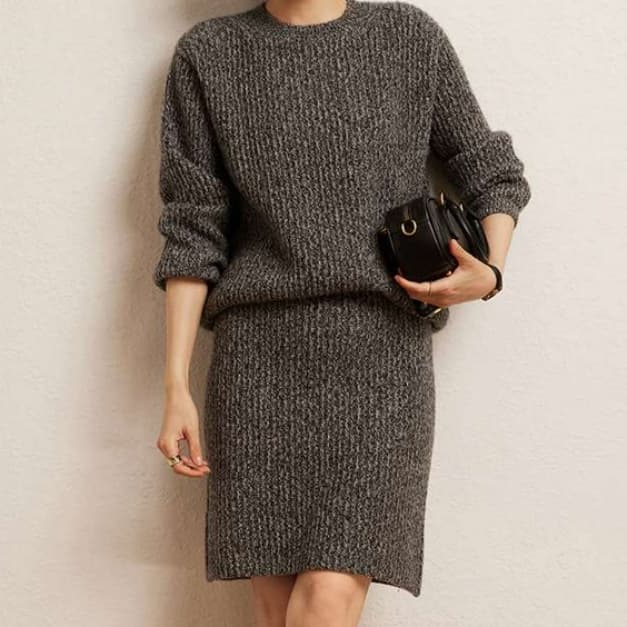 イエベ春/イエベ秋服　クラシカルニットセットアップ