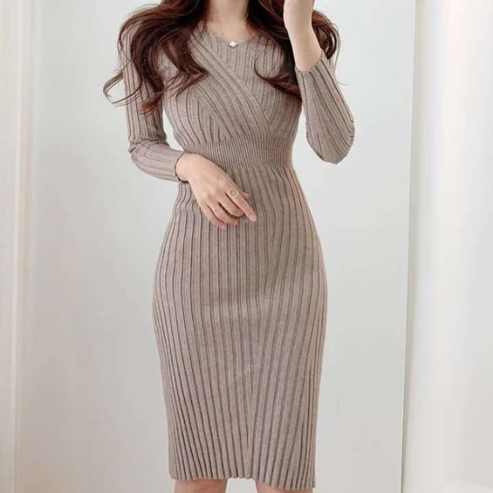 イエベ春/イエベ秋服　リブニットタイトワンピース