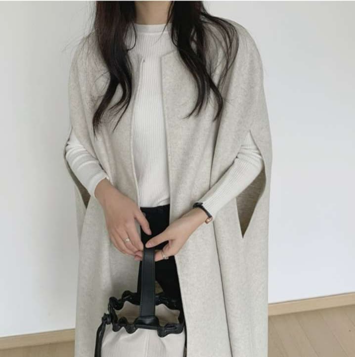 イエベ春/イエベ秋服　なめらかシルエット ケープコート