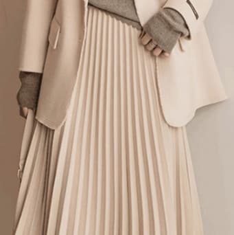 イエベ春/イエベ秋服　プリーツスカート