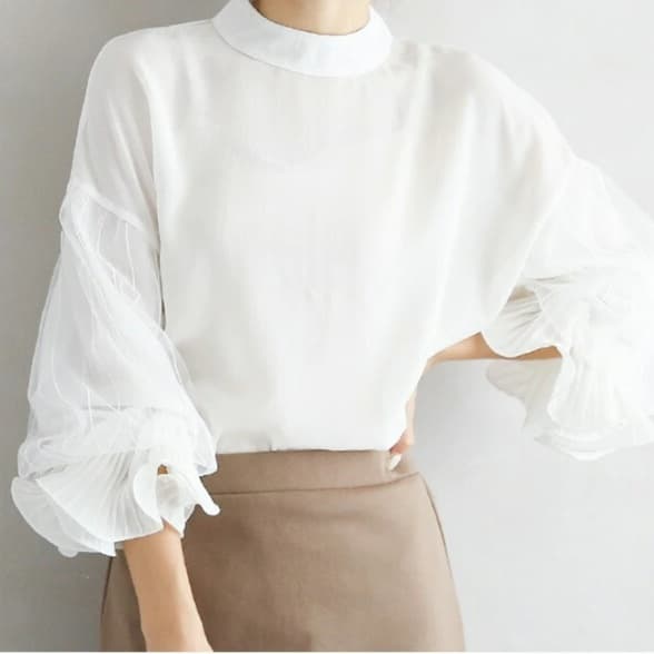 イエベ春/イエベ秋服　シアーボリューム袖ブラウス