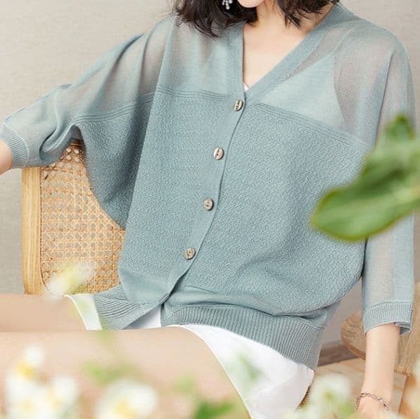 イエベ春/イエベ秋服　透明感あふれる七分袖ニット