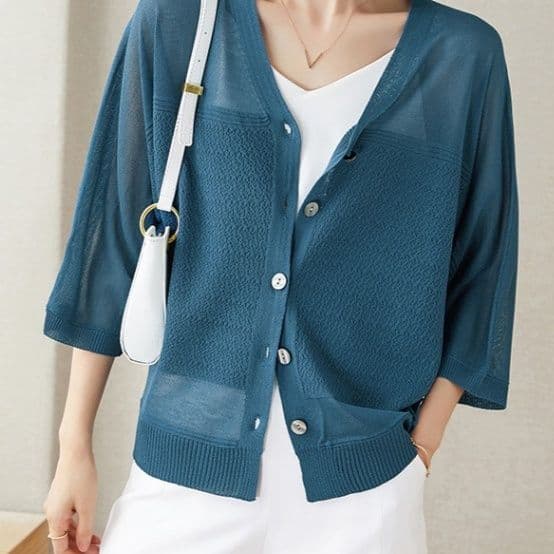 イエベ春/イエベ秋服　透明感あふれる七分袖ニット