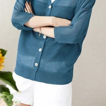 イエベ春/イエベ秋服　透明感あふれる七分袖ニット