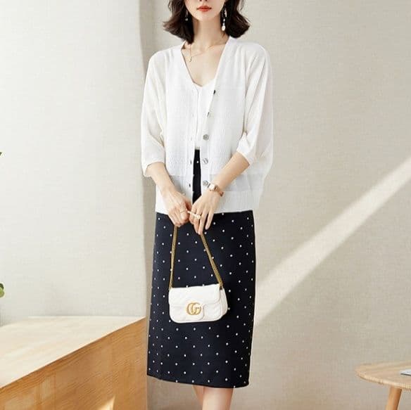 イエベ春/イエベ秋服　透明感あふれる七分袖ニット