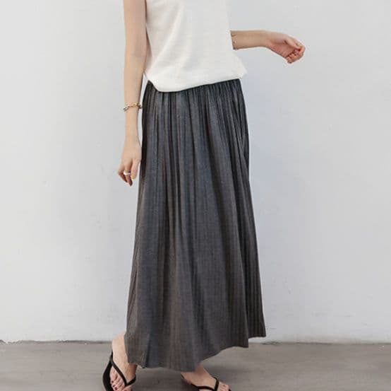 イエベ春/イエベ秋服　優雅な揺れ感 ロングプリーツスカート