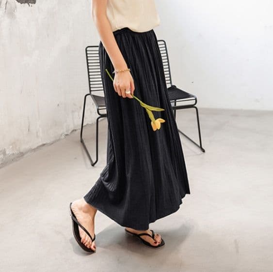 イエベ春/イエベ秋服　優雅な揺れ感 ロングプリーツスカート