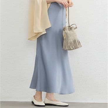 イエベ春/イエベ秋服　しなやかマーメイドラインスカート