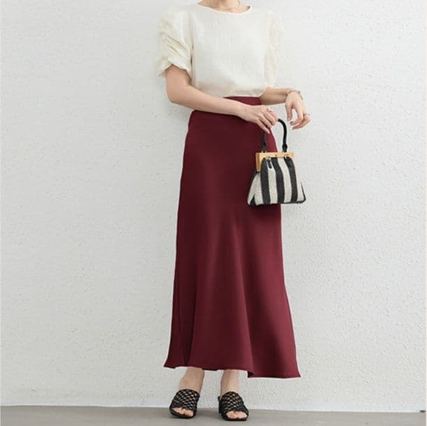 イエベ春/イエベ秋服　しなやかマーメイドラインスカート