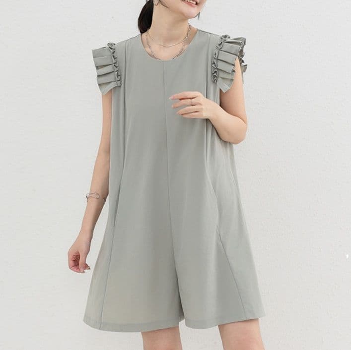 イエベ秋服　プリーツ袖オールインワン