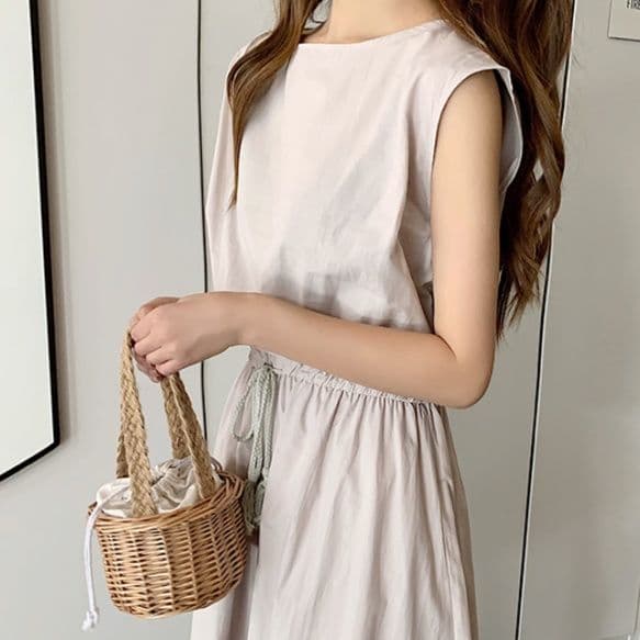 イエベ春/イエベ秋服　優美な佇まい フレアロングワンピース