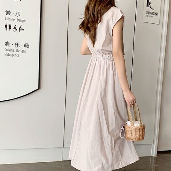 イエベ春/イエベ秋服　優美な佇まい フレアロングワンピース