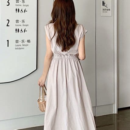 イエベ春/イエベ秋服　優美な佇まい フレアロングワンピース