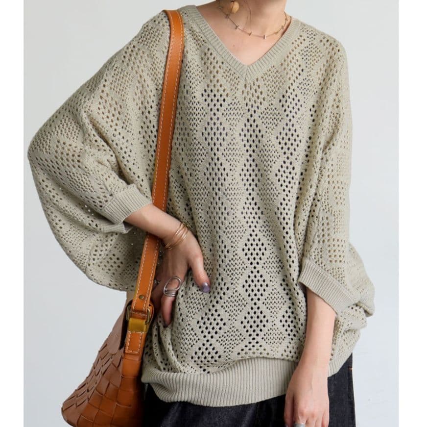 イエベ春/イエベ秋服　透かし編みゆったりニット