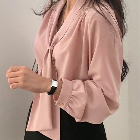 イエベ春/イエベ秋服　ボウタイシャツブラウス オフィスカジュアル 秋服