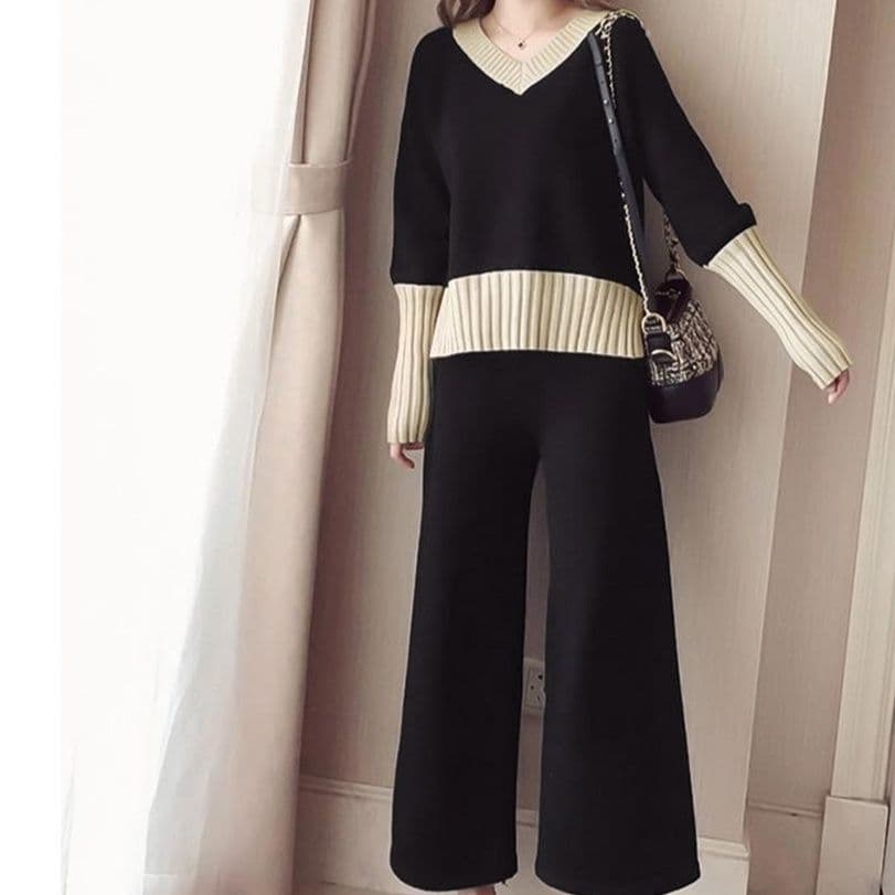 イエベ秋服　配色ニット上下セットアップ 女性用二点