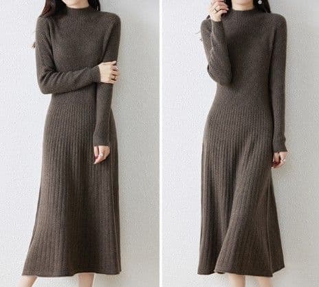イエベ春/イエベ秋服　縦リブ編みモックネック長袖ニットワンピース