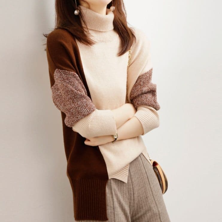 イエベ春/イエベ秋服　配色切替えタートルネック長袖ニット