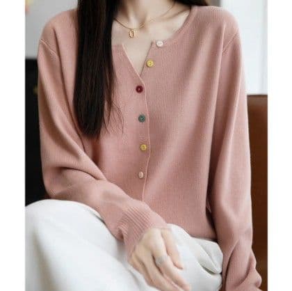 イエベ春/イエベ秋服　マルチボタン配色カーディガン