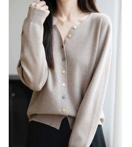 イエベ春/イエベ秋服　マルチボタン配色カーディガン