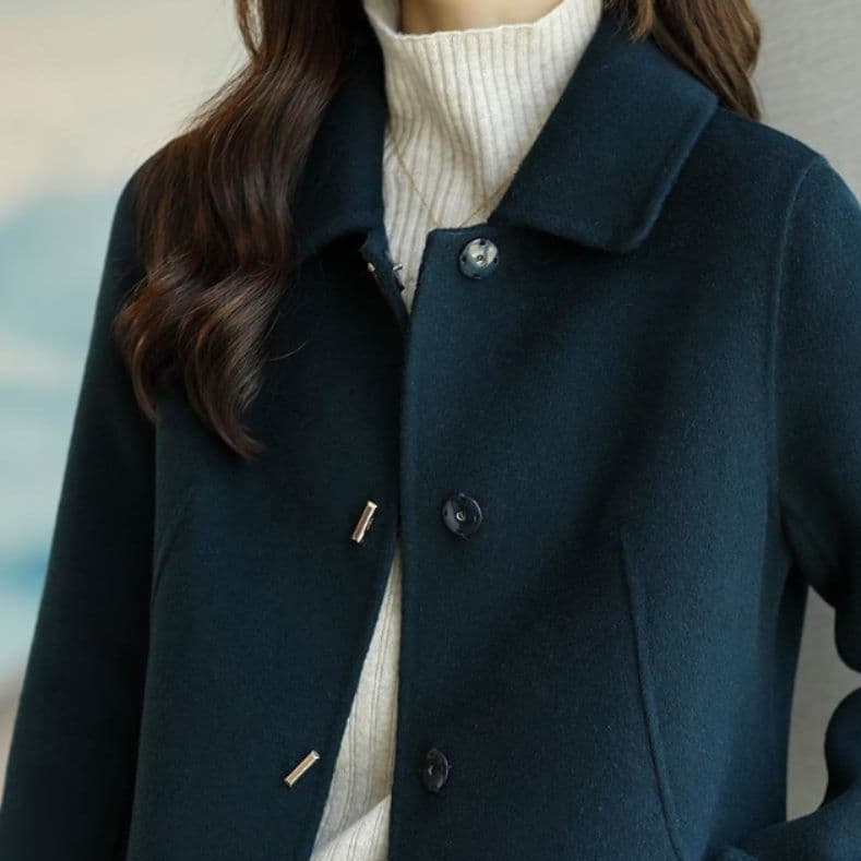 上品なステンカラーコート