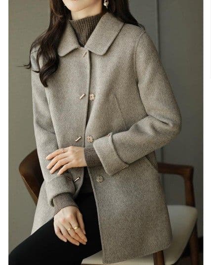 上品なステンカラーコート