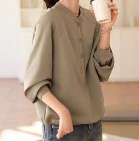 イエベ秋服　丸首ボタン付きラグランスリーブスウェット