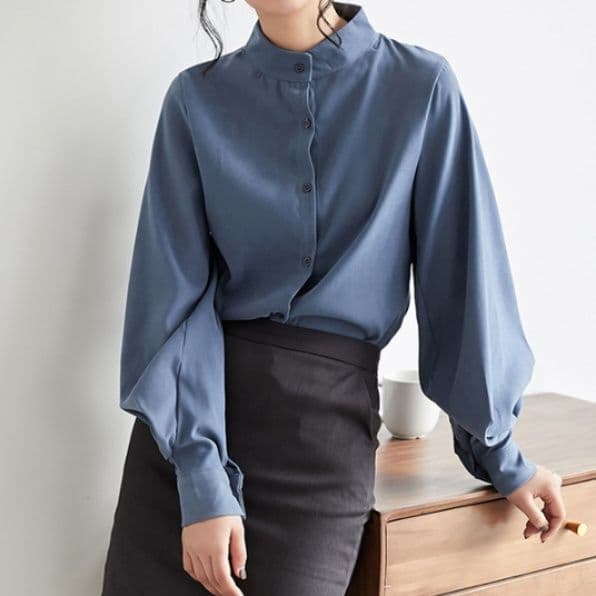 イエベ春/イエベ秋服　 ボリューム袖バンドカラー長袖ブラウス