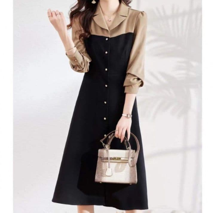 イエベ秋服　　 配色切替襟付きフレア膝丈ワンピース