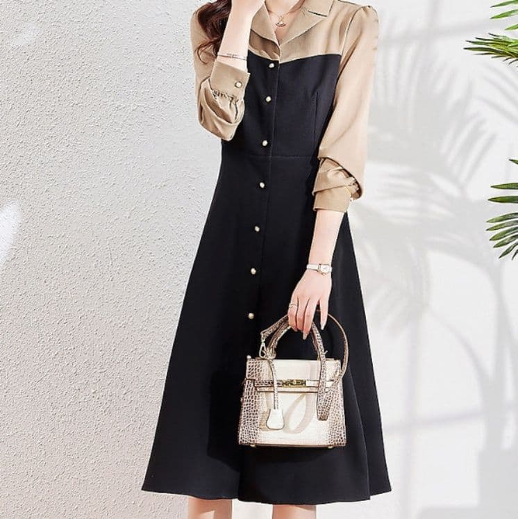 イエベ秋服　　 配色切替襟付きフレア膝丈ワンピース