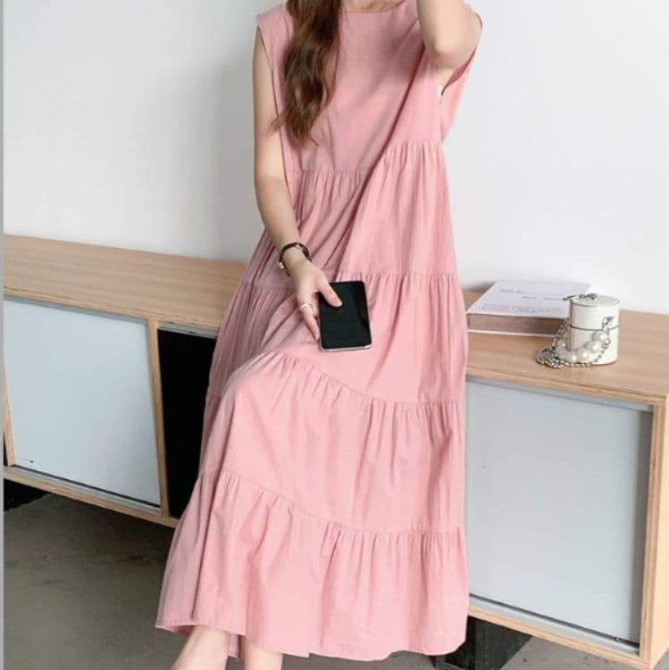 イエベ春服　ティアードフリルノースリーブマキシ丈ワンピース