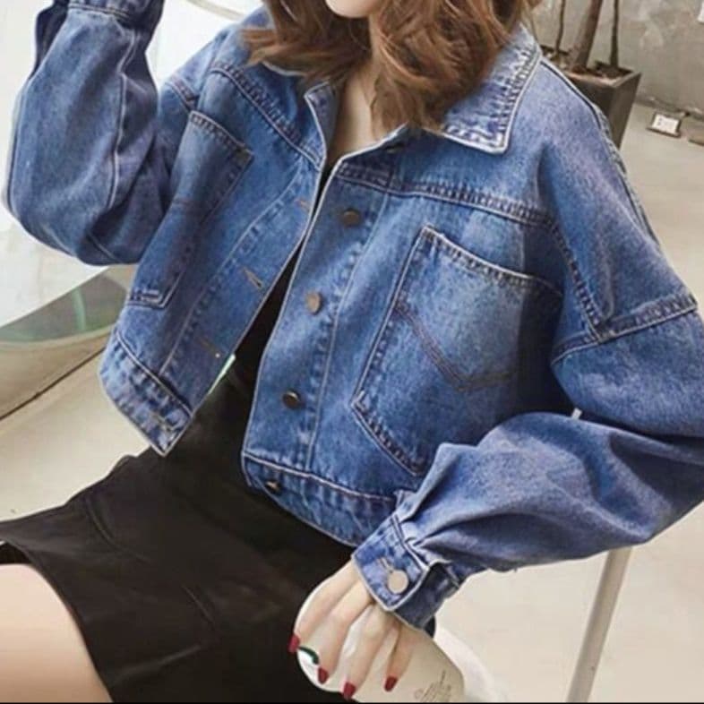 イエベ春/イエベ秋服　ショート丈デニム上着ゆったり袖デザイン