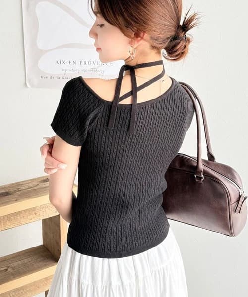 イエベ春/イエベ秋服　リボンネックケーブル編みニット