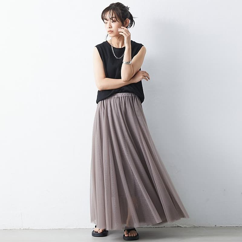 イエベ秋服　チュールレイヤードスカート