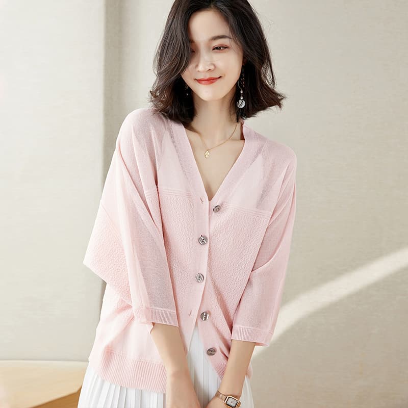 イエベ春/イエベ秋服　透明感あふれる七分袖ニット