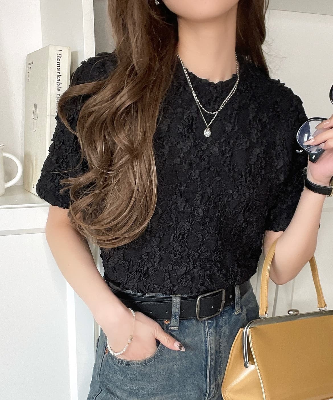 イエベ春/イエベ秋服　立体花模様クロップドTシャツ