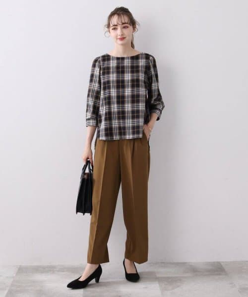 イエベ春/イエベ秋服　上品シルエット テーパードパンツ