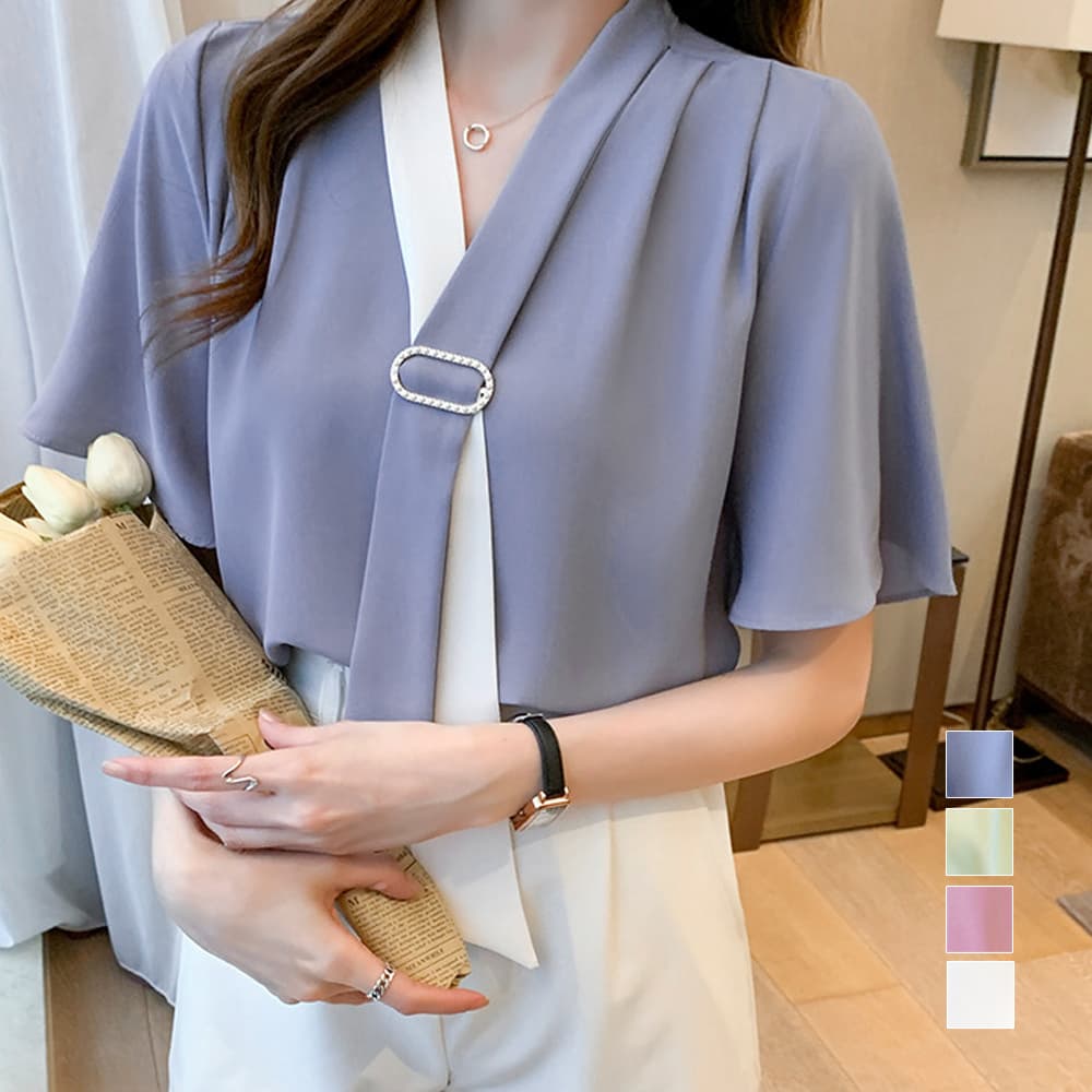 イエベ春服　上品フレア袖 ブローチ付きシャツブラウス
