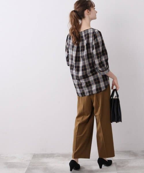 イエベ春/イエベ秋服　上品シルエット テーパードパンツ