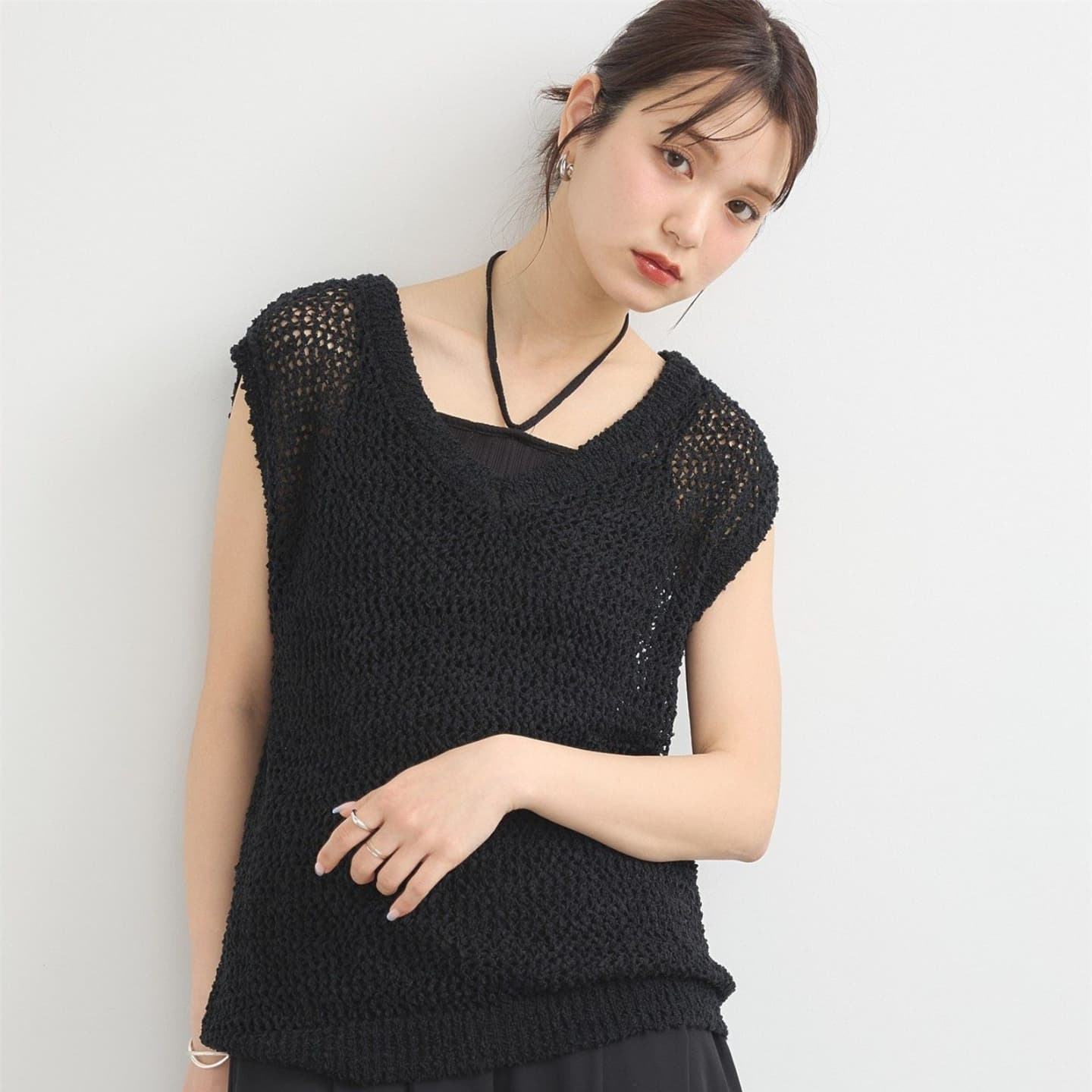 イエベ春/イエベ秋服　透かし編みニットベスト