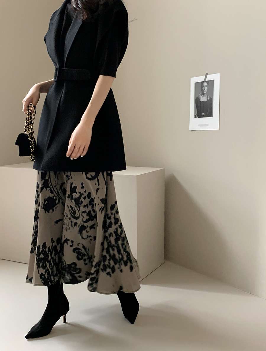 イエベ春/イエベ秋服　ベルト付きベストジャケット