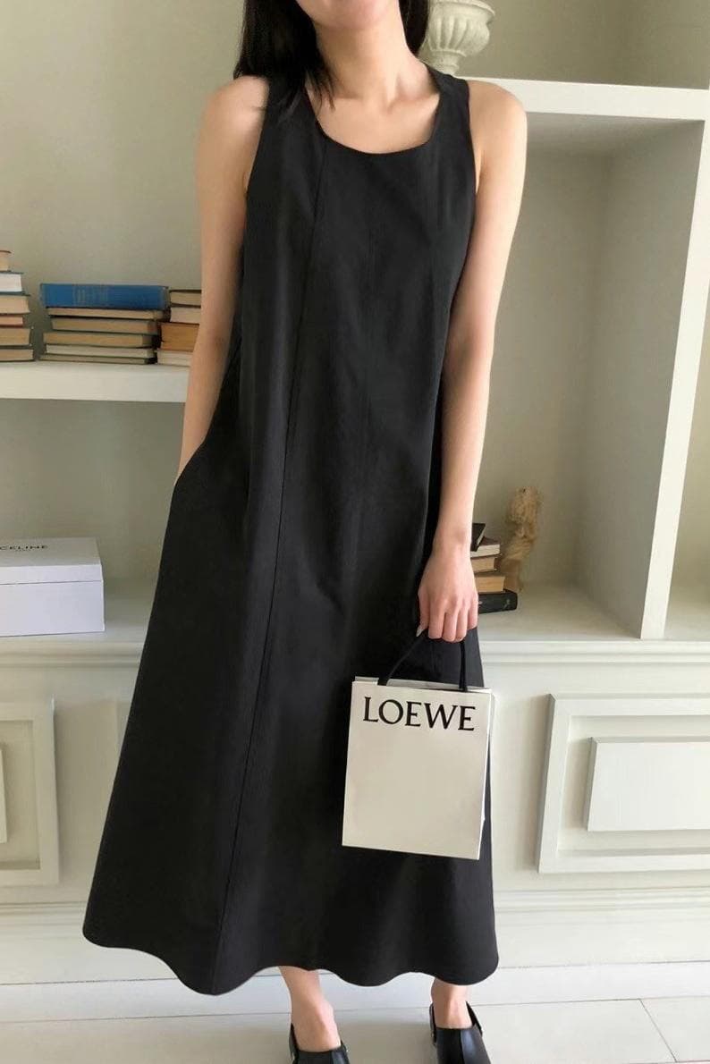 イエベ服　韓国風ノースリーブワンピース 上品ロング丈